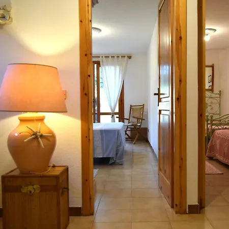 Holiday home Villetta Ciprea